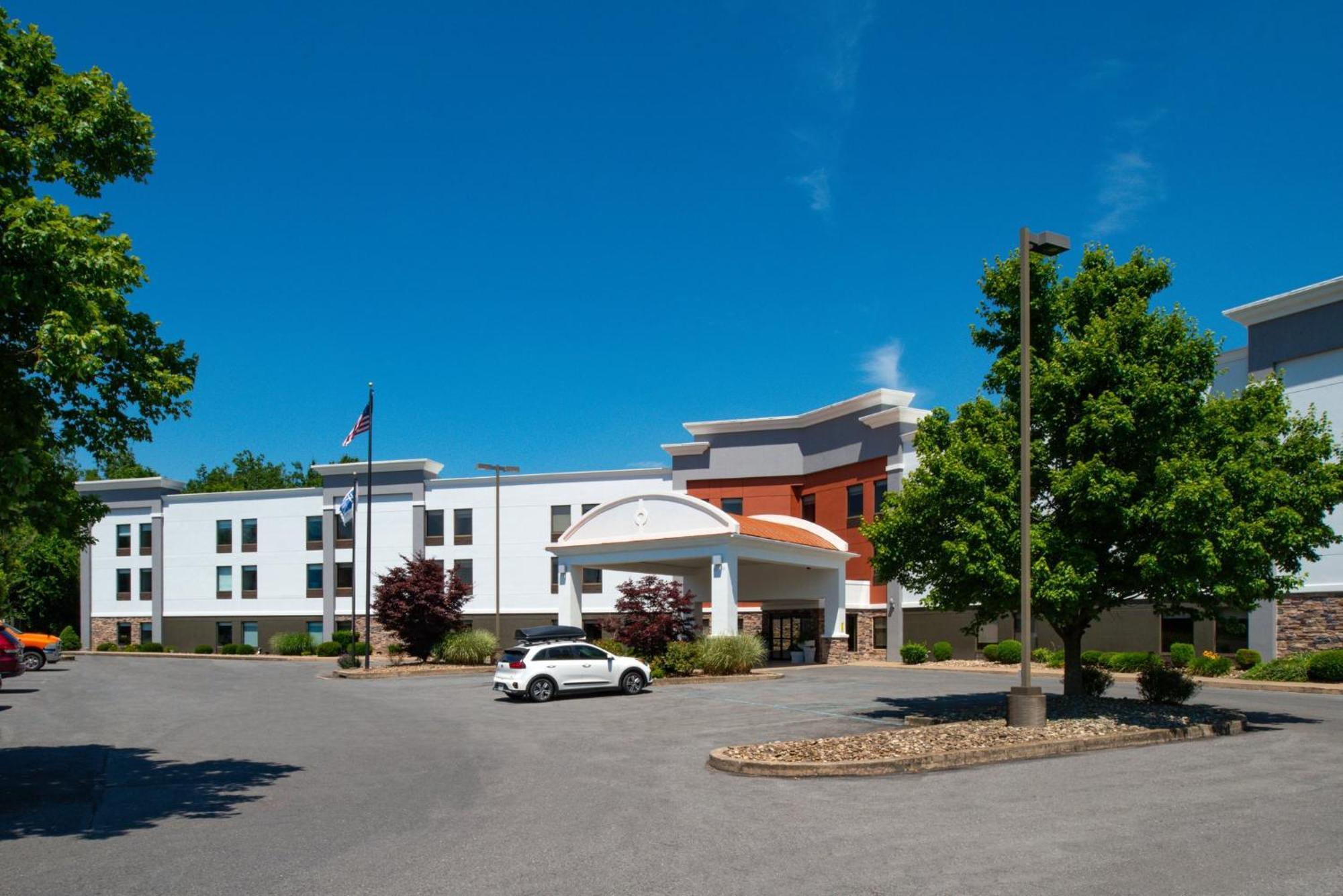 Holiday Inn Express Lewisburg - New Columbia, An Ihg Hotel Exteriér fotografie